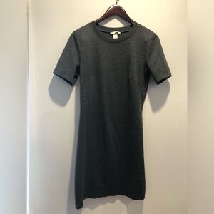 Simple Short-Sleeve Knit Dress in Charcoal